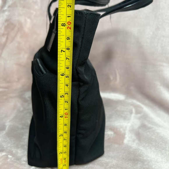 Authentic Gucci Handbag - Picture 12 of 12